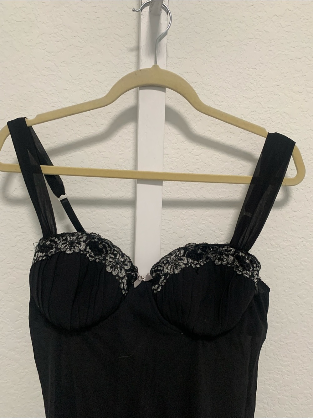 Y2K Apt 9 Black Ruffle Hem Chemise - Picture 2 of 7